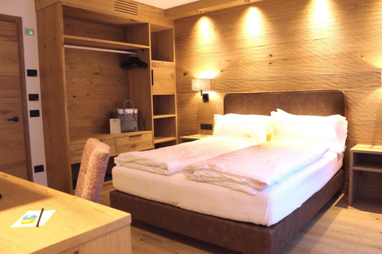 Hotel Li Anta Rossa Ливиньо Екстериор снимка